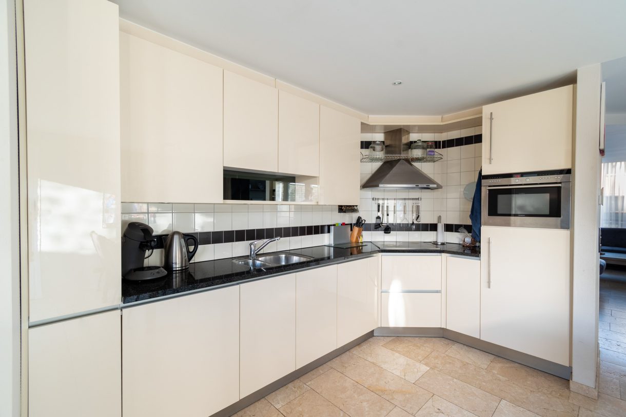 Te koop: Foto Woonhuis aan de Gruttostraat 1 in Kamerik