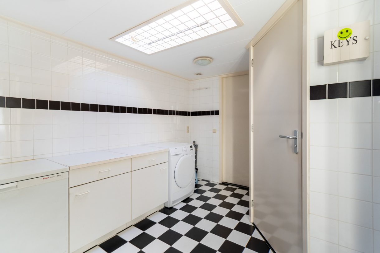 Te koop: Foto Woonhuis aan de Gruttostraat 1 in Kamerik