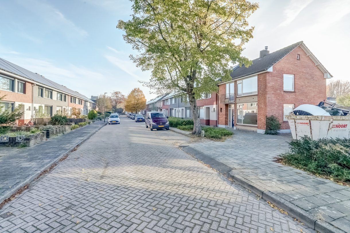 Te koop: Foto Woonhuis aan de Lingestraat 23 in Dongen