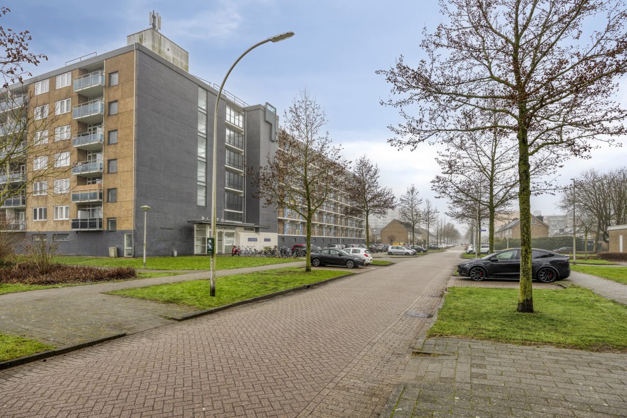 Te koop: Foto Appartement aan de Plutostraat 152 in Alphen aan den Rijn