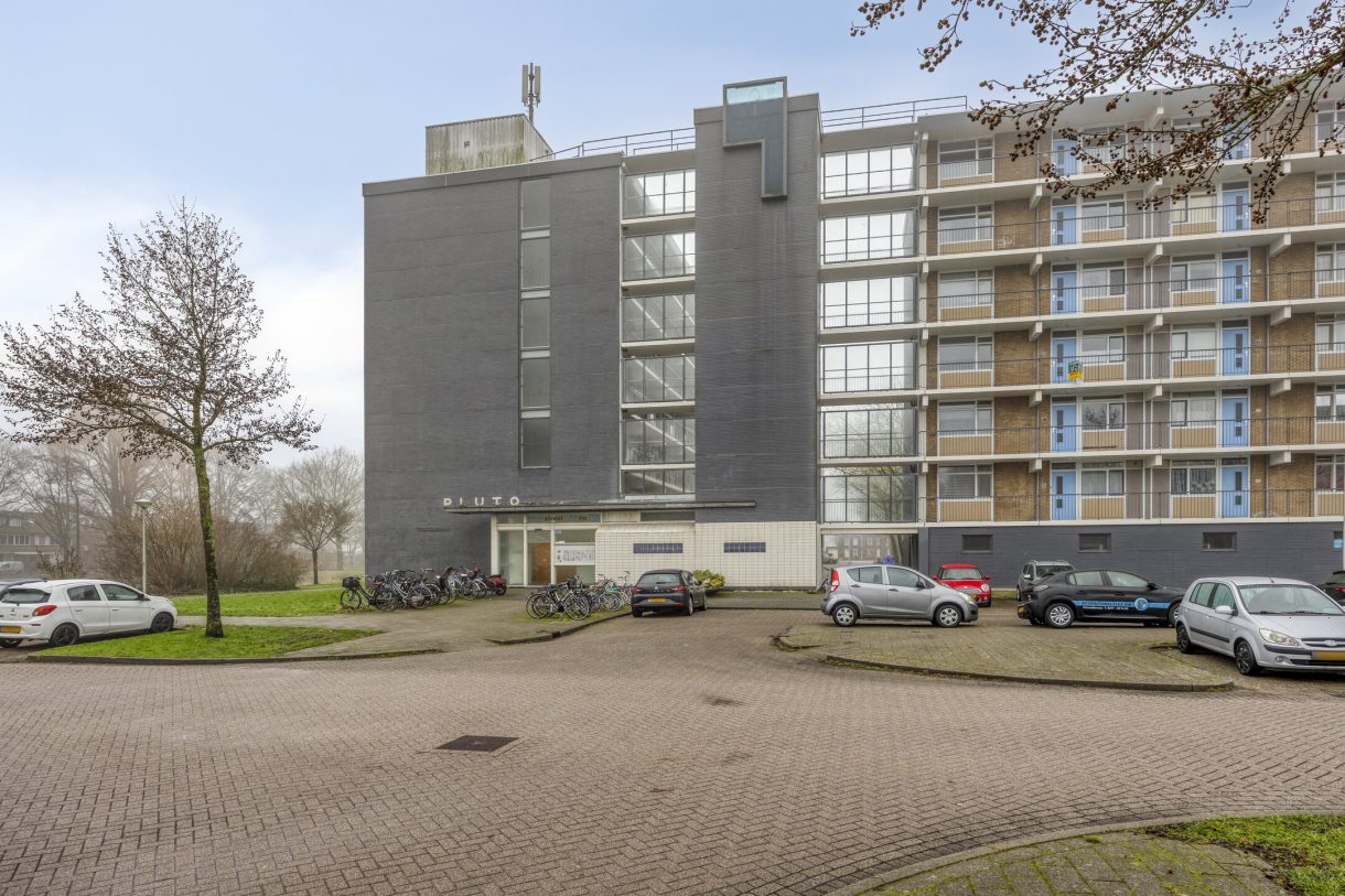 Te koop: Foto Appartement aan de Plutostraat 152 in Alphen aan den Rijn