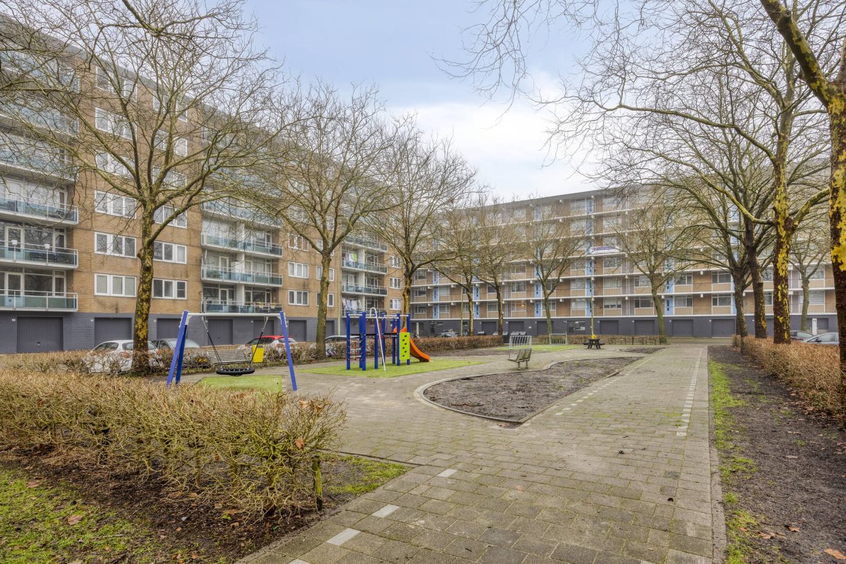 Te koop: Foto Appartement aan de Plutostraat 152 in Alphen aan den Rijn
