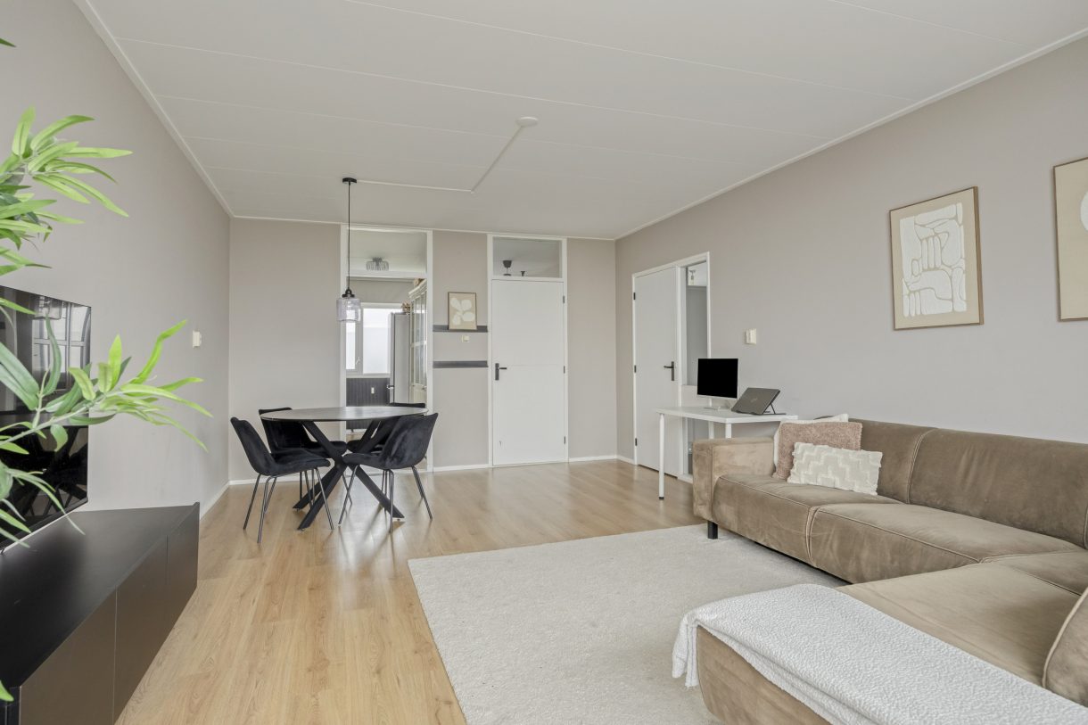 Te koop: Foto Appartement aan de Plutostraat 152 in Alphen aan den Rijn