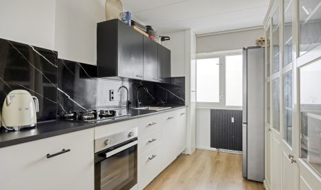 Te koop: Foto Appartement aan de Plutostraat 152 in Alphen aan den Rijn