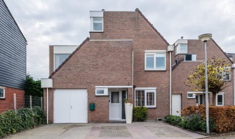 Hoofdfoto van Bodegraven Zwanebloem 21