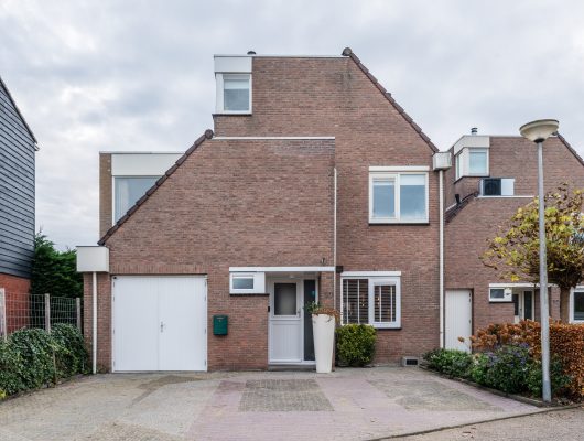 Hoofdfoto van Bodegraven Zwanebloem 21