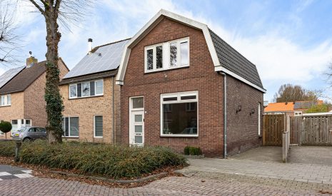 Hoofdfoto van Rijen Pastoor Gillisstraat 146