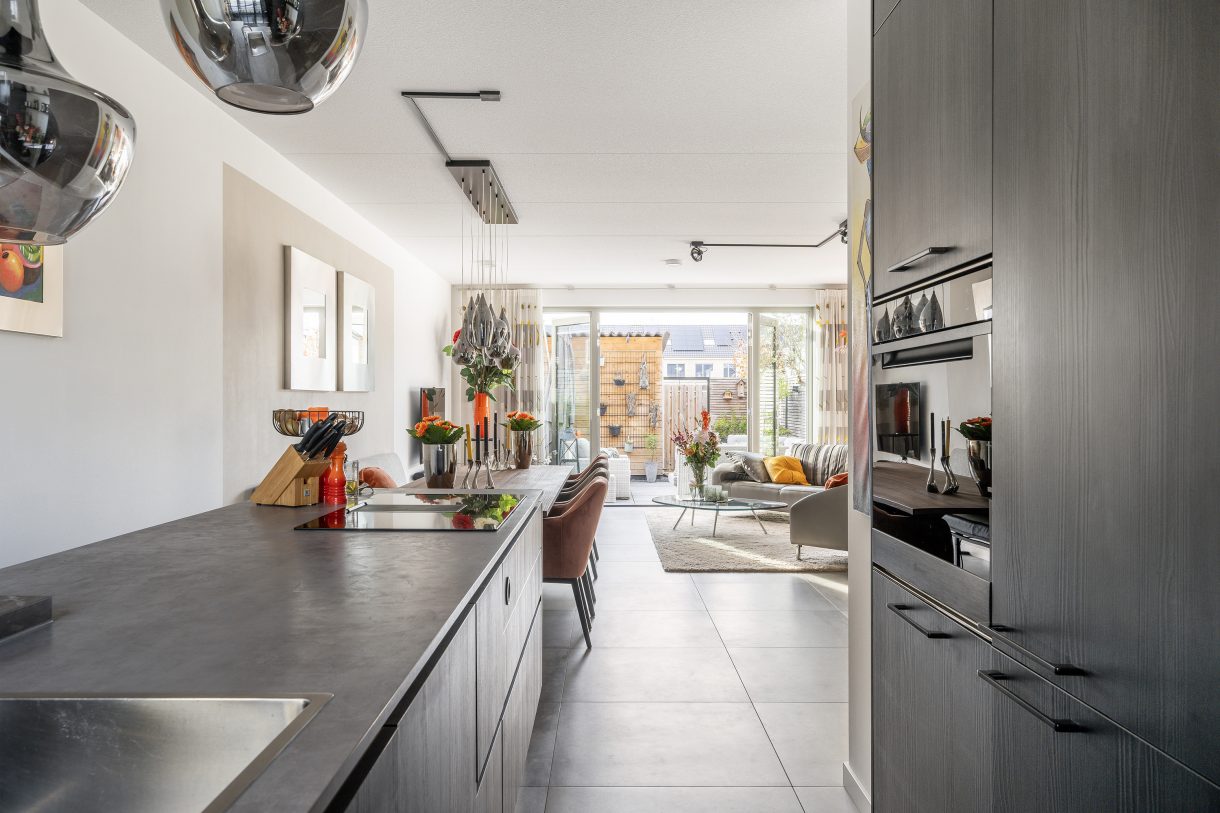 Te koop: Foto Woonhuis aan de Ellen van Langenpad 46 in Schiedam