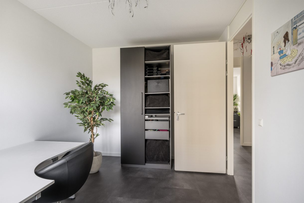 Te koop: Foto Woonhuis aan de Ellen van Langenpad 46 in Schiedam