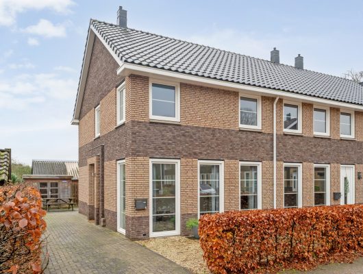 Hoofdfoto van Veeningen De Waag 11