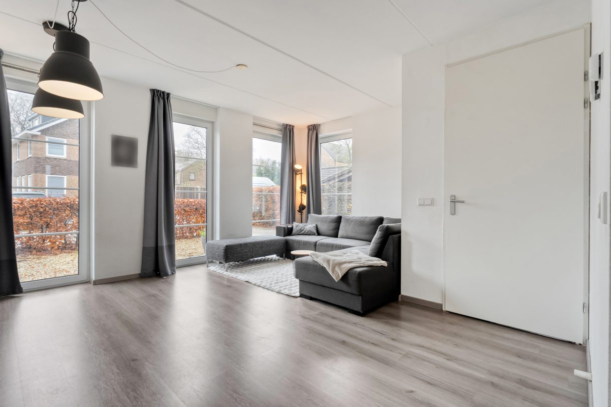 Te koop: Foto Woonhuis aan de De Waag 11 in Veeningen