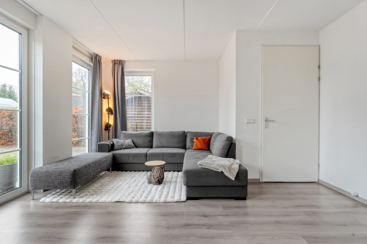 Te koop: Foto Woonhuis aan de De Waag 11 in Veeningen