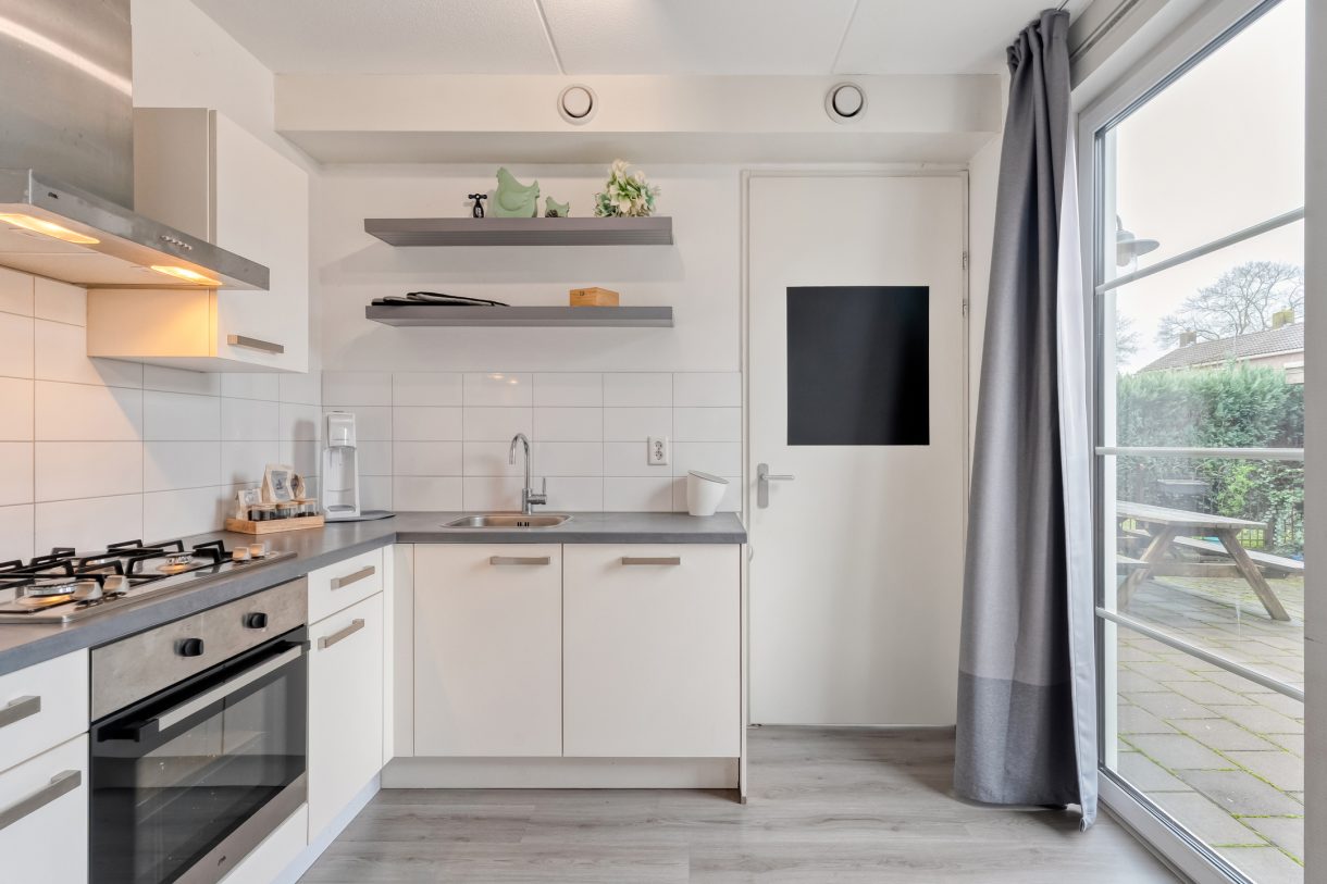 Te koop: Foto Woonhuis aan de De Waag 11 in Veeningen