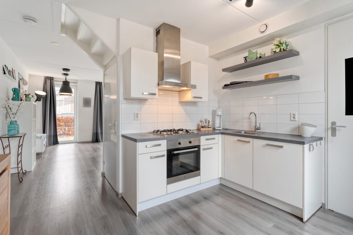 Te koop: Foto Woonhuis aan de De Waag 11 in Veeningen