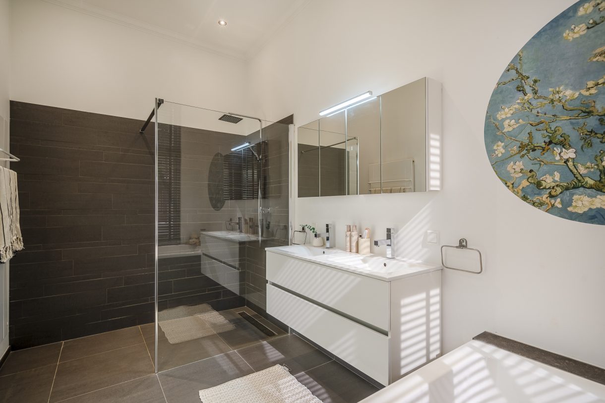 Te koop: Foto Appartement aan de Frederik Hendriklaan 105 in 's-Gravenhage