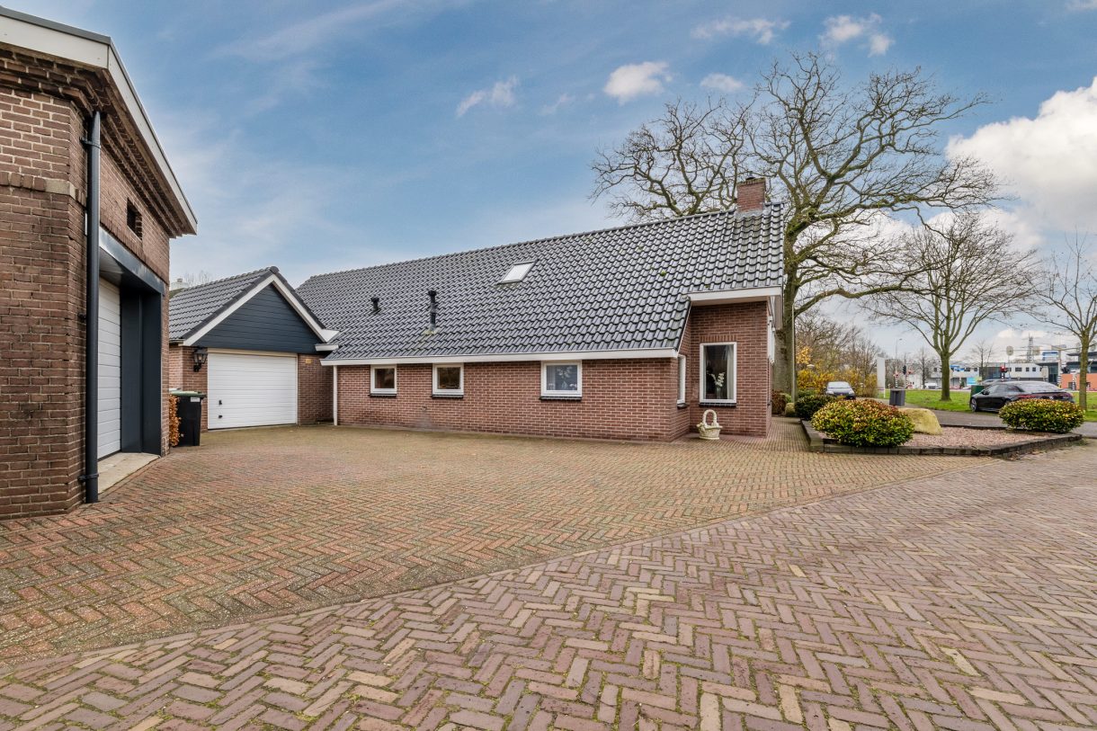 Te koop: Foto Woonhuis aan de Toldijk 15 in Hoogeveen