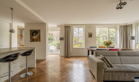 Te koop: Foto Appartement aan de Johan van Oldenbarneveltlaan 33 in 's-Gravenhage