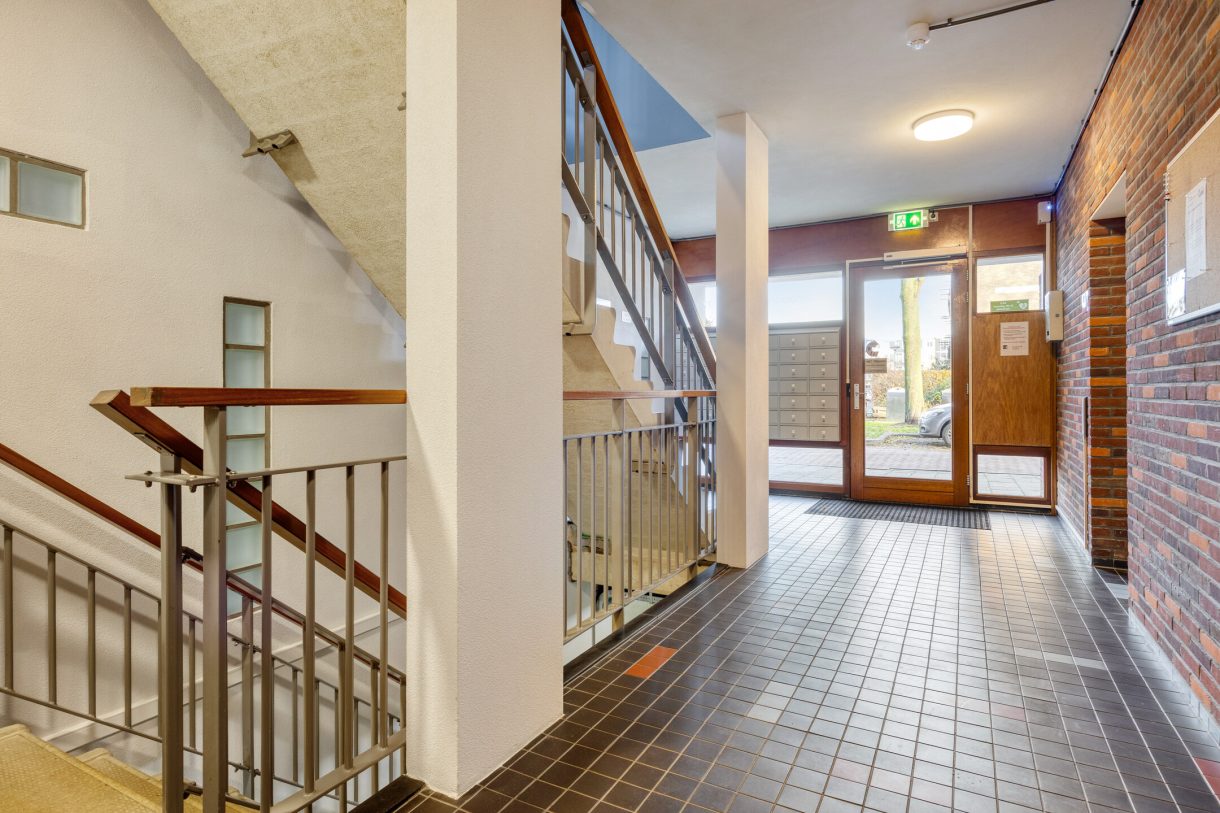 Te koop: Foto Appartement aan de Ortolaanstraat 37 in Alphen aan den Rijn