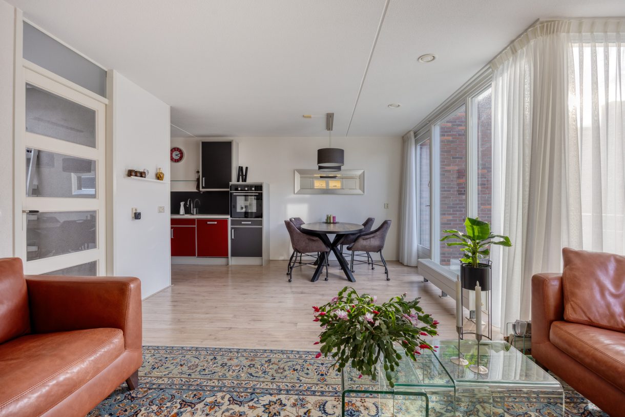 Te koop: Foto Appartement aan de Ortolaanstraat 37 in Alphen aan den Rijn