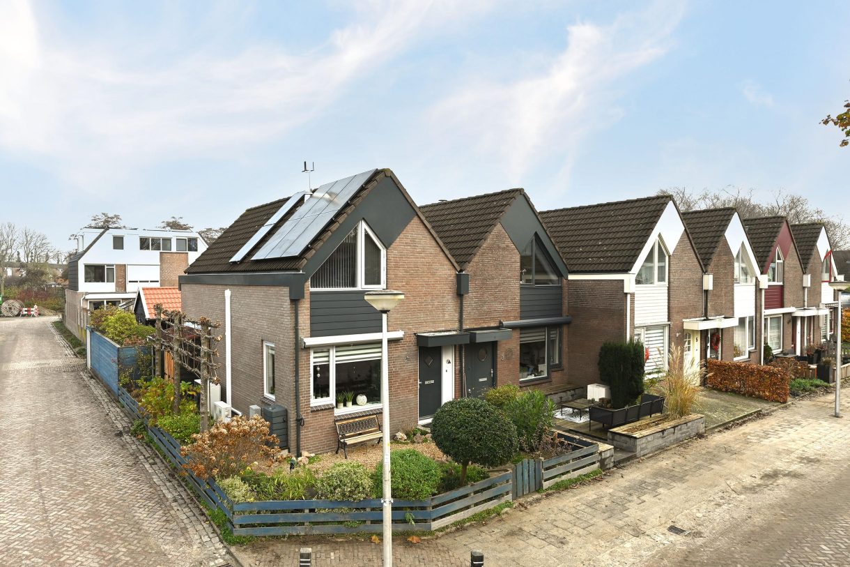 Te koop: Foto Woonhuis aan de Ronde Bonk 1 in Nieuwkoop