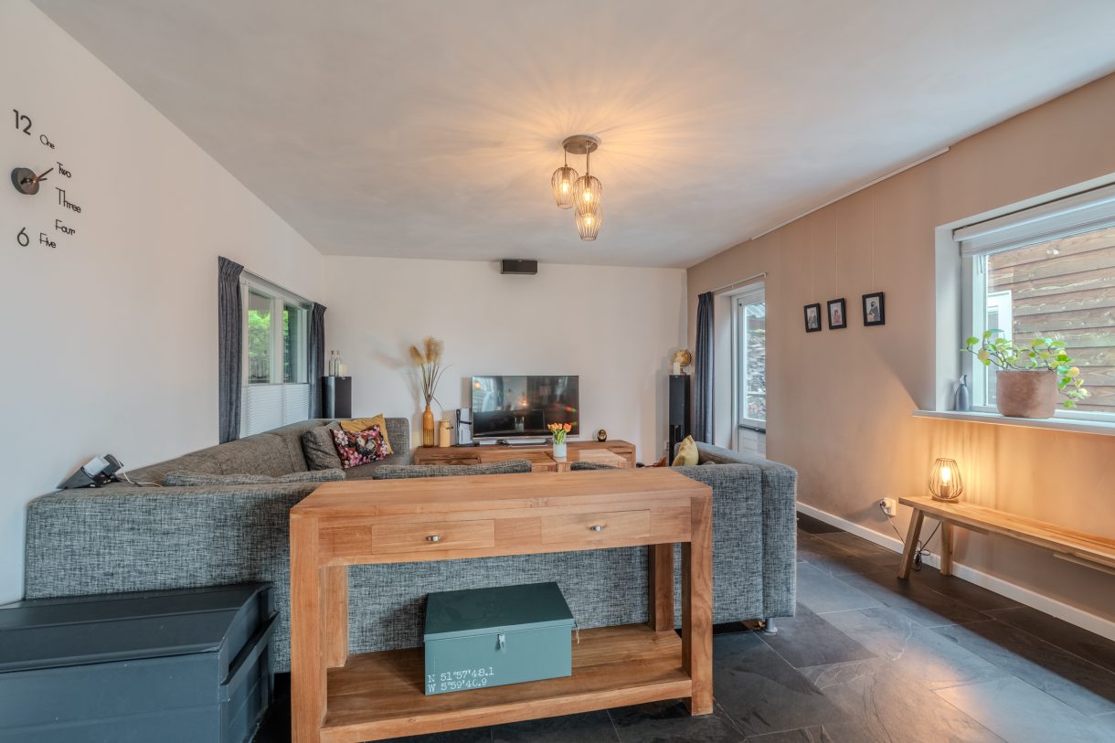 Te koop: Foto Woonhuis aan de Dorpsstraat 64 in Zuidlaarderveen