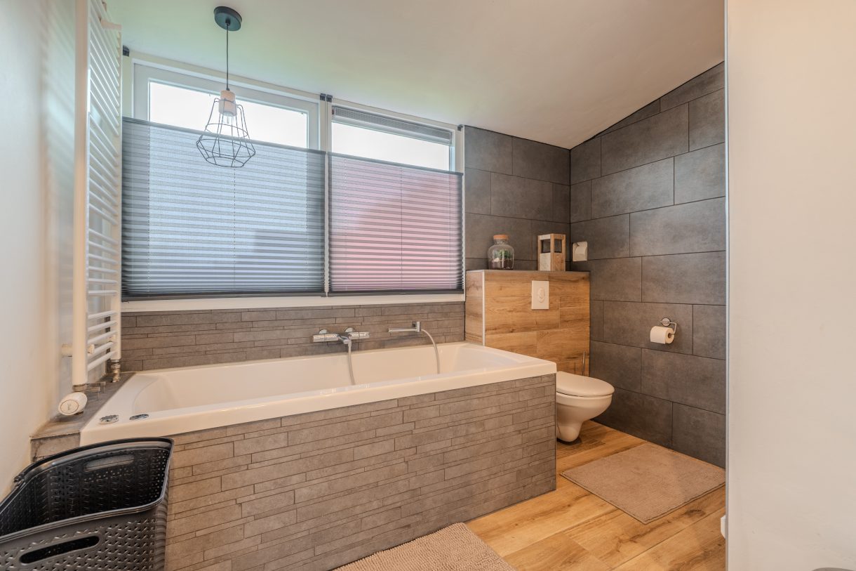 Te koop: Foto Woonhuis aan de Dorpsstraat 64 in Zuidlaarderveen