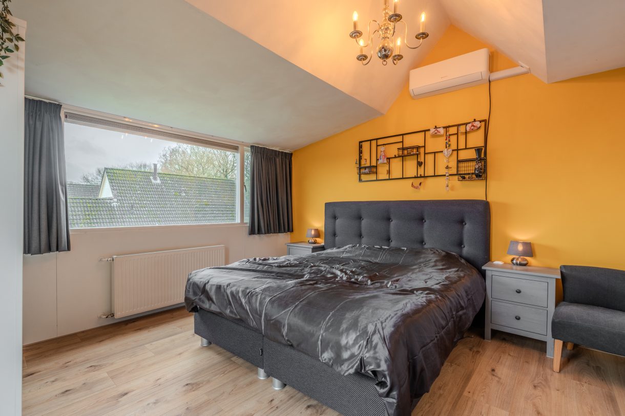 Te koop: Foto Woonhuis aan de Dorpsstraat 64 in Zuidlaarderveen