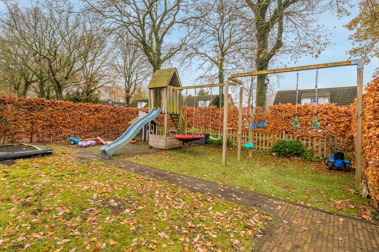 Te koop: Foto Woonhuis aan de Dorpsstraat 64 in Zuidlaarderveen