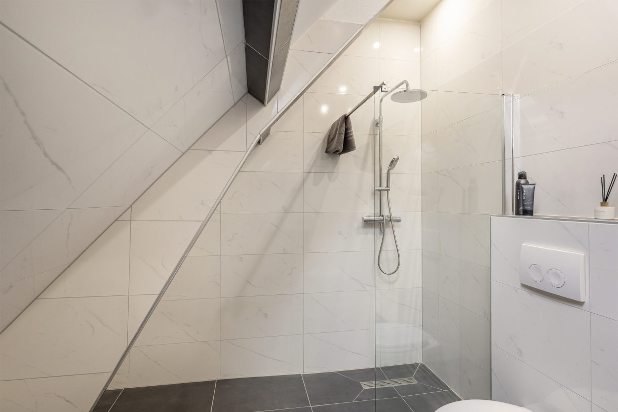 Te koop: Foto Woonhuis aan de Schiedamseweg 21 in Vlaardingen