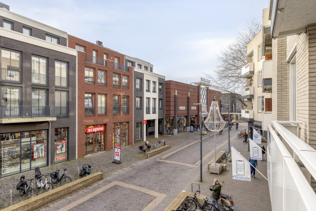 Te koop: Foto Appartement aan de Van Boetzelaerstraat 17 in Alphen aan den Rijn