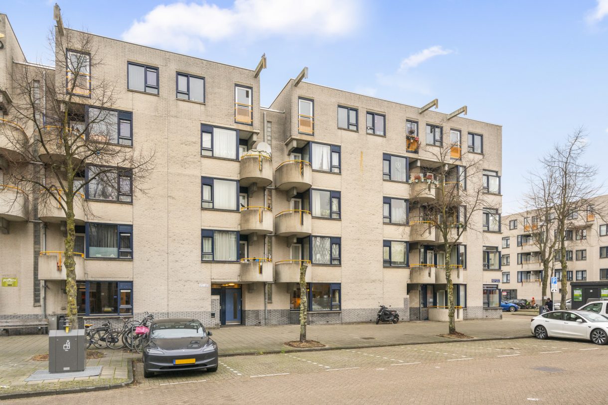 Te koop: Foto Appartement aan de Berthold Brechtstraat 693 in Amsterdam