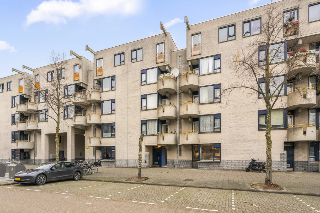 Te koop: Foto Appartement aan de Berthold Brechtstraat 693 in Amsterdam