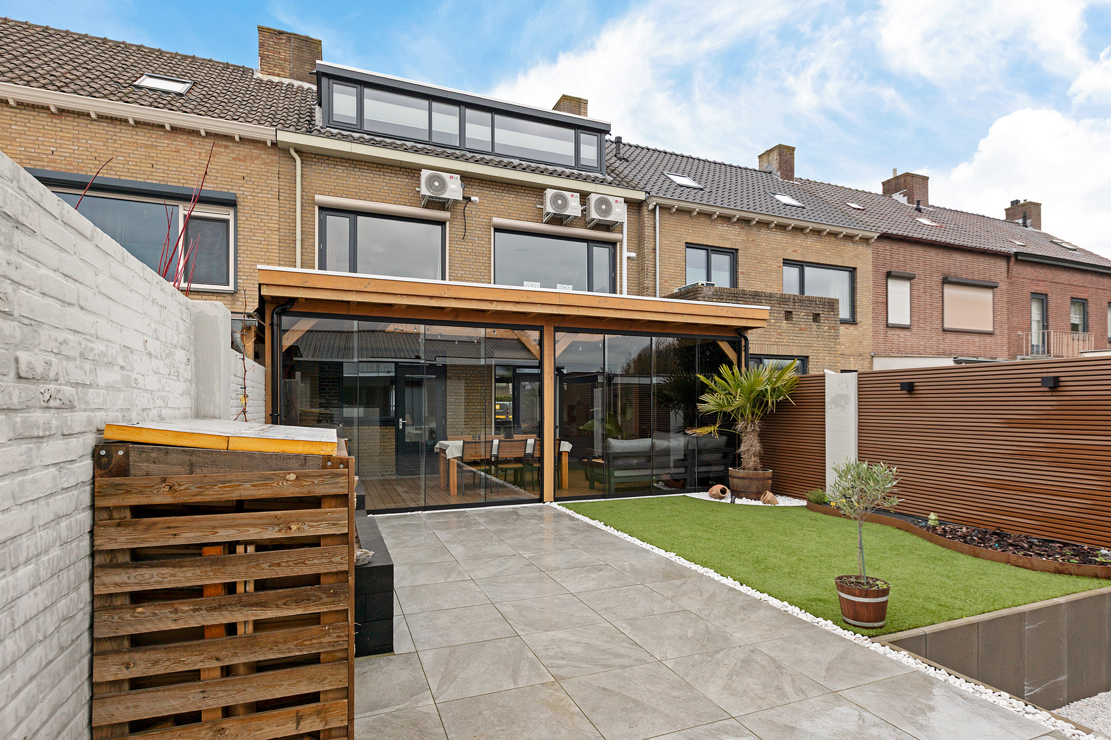 Te koop: Foto Woonhuis aan de Mariastraat 11 in Rijen