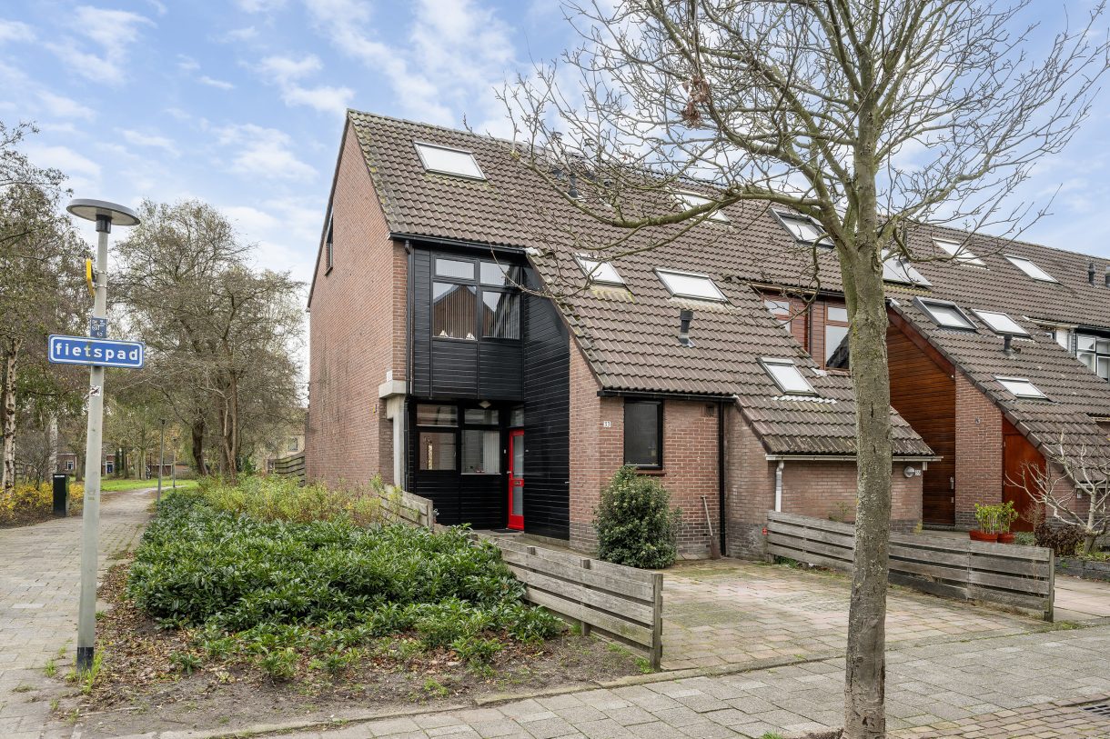 Te koop: Foto Woonhuis aan de Lariksdreef 33 in Vlaardingen