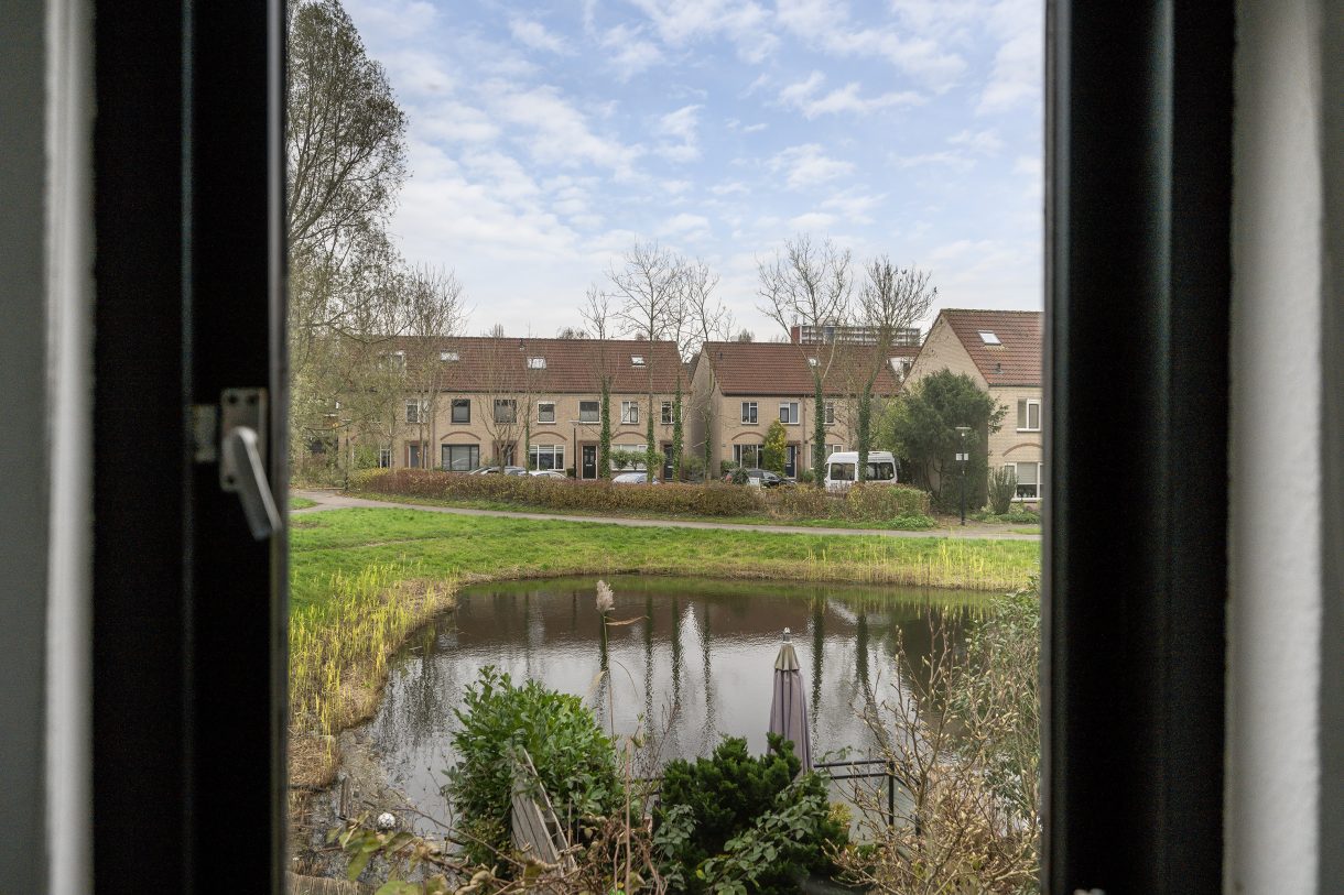 Te koop: Foto Woonhuis aan de Lariksdreef 33 in Vlaardingen