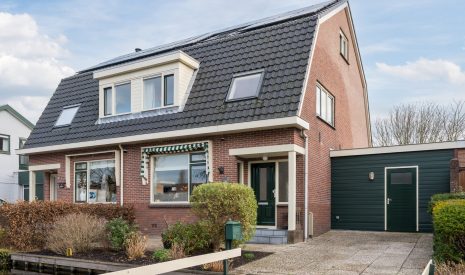 Hoofdfoto van Reeuwijk Reewal 9