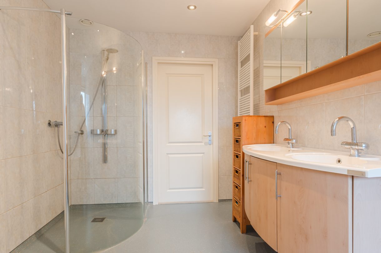 Te koop: Foto Woonhuis aan de Reewal 9 in Reeuwijk