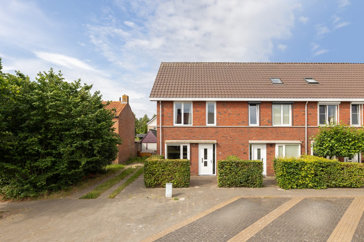 Te koop: Foto Woonhuis aan de Dr. H.J. Olthuisstraat 12 in Elburg