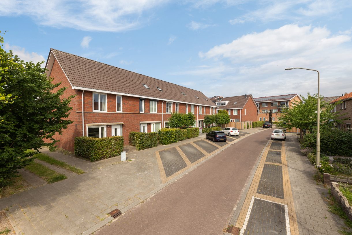 Te koop: Foto Woonhuis aan de Dr. H.J. Olthuisstraat 12 in Elburg