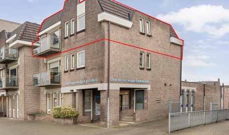 Hoofdfoto van Hoogeveen Het Haagje 115