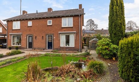 Hoofdfoto van Wezep Stationsweg 18A