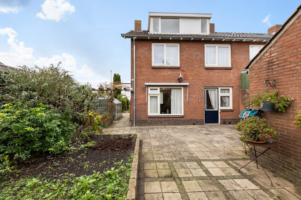 Te koop: Foto Woonhuis aan de Stationsweg 18A in Wezep