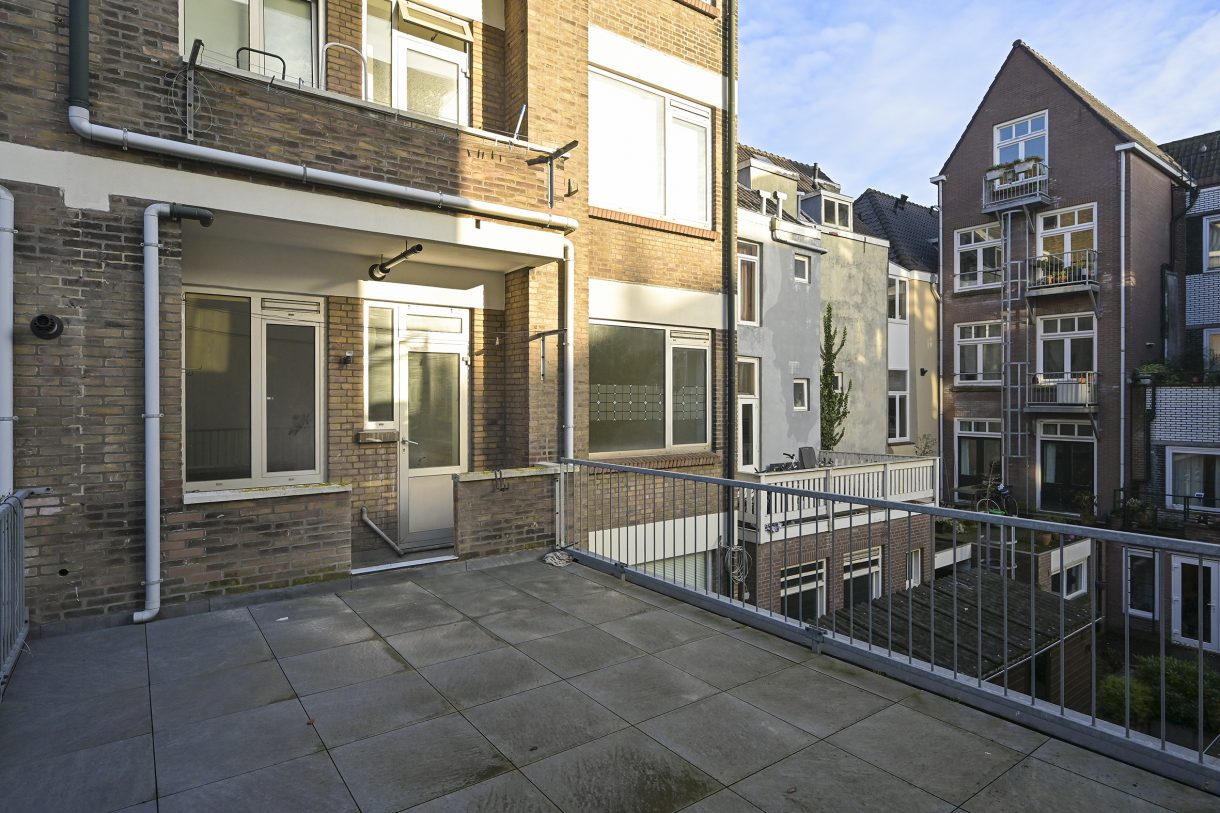 Te koop: Foto Appartement aan de Varkenmarkt 23 in 's-Gravenhage