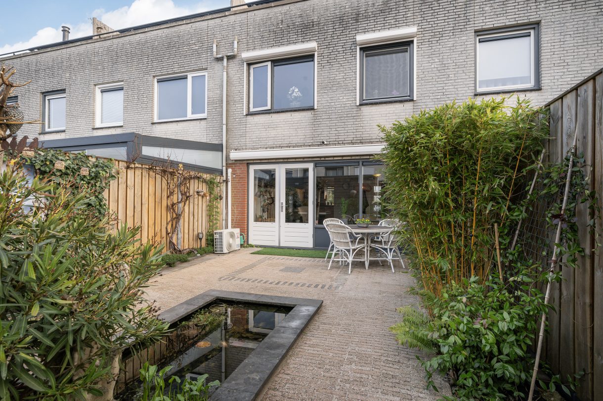 Te koop: Foto Woonhuis aan de Rode Kruislaan 17 in Vlaardingen