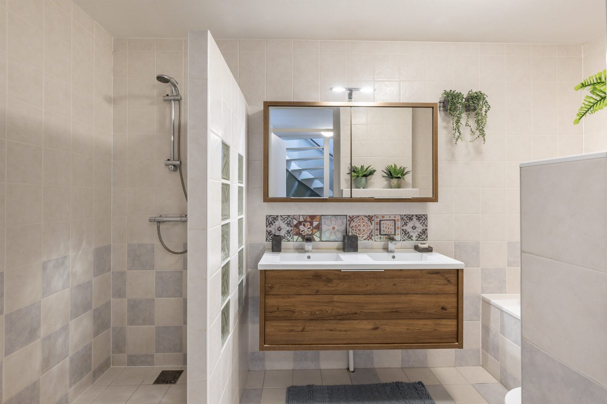 Te koop: Foto Woonhuis aan de Rode Kruislaan 17 in Vlaardingen