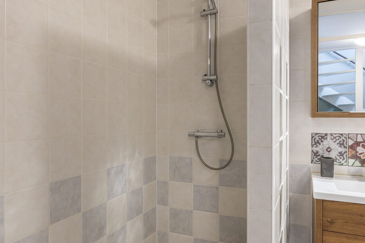 Te koop: Foto Woonhuis aan de Rode Kruislaan 17 in Vlaardingen