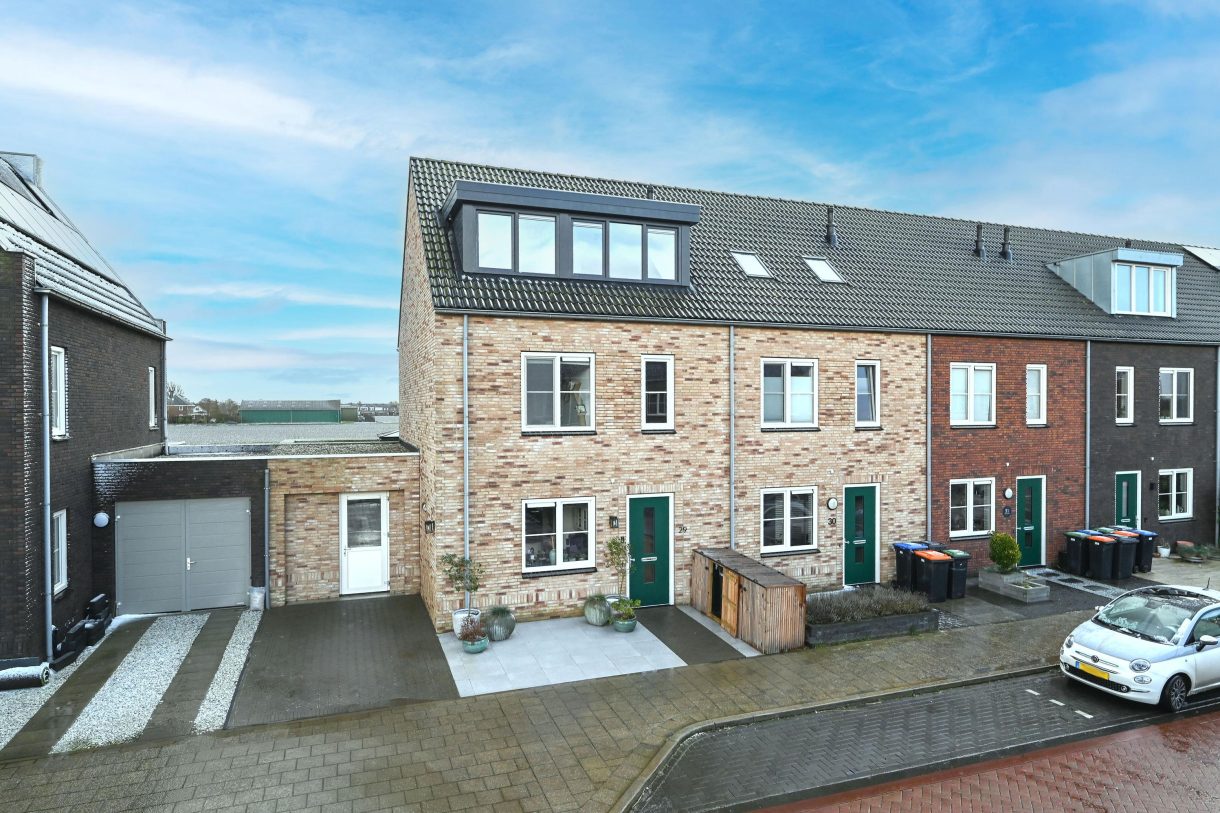 Te koop: Foto Woonhuis aan de Hofstraat 29 in Zevenhoven