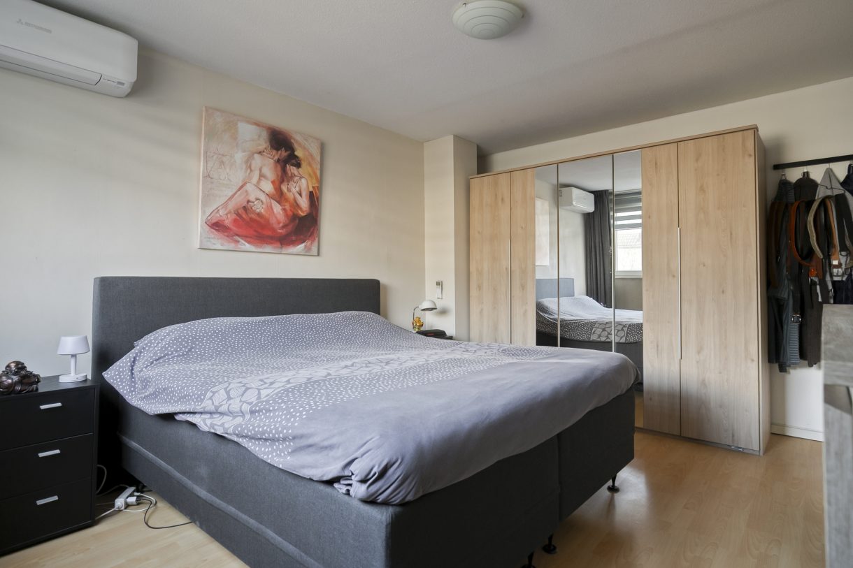 Te koop: Foto Woonhuis aan de Jan de Oudestraat 14 in Eindhoven