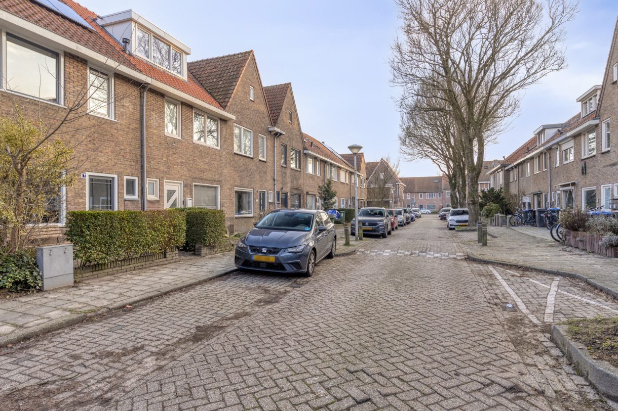 Te koop: Foto Woonhuis aan de Moerdijkstraat 9 in Eindhoven