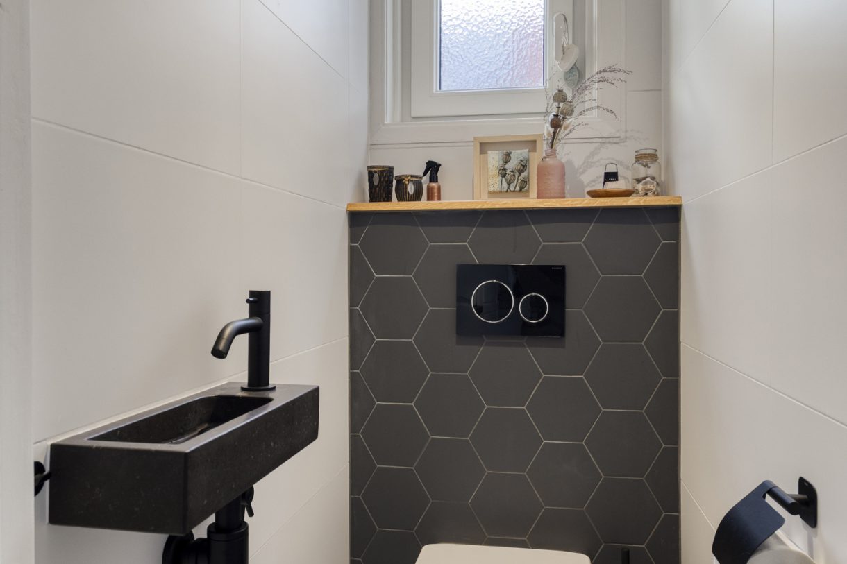 Te koop: Foto Woonhuis aan de Moerdijkstraat 9 in Eindhoven